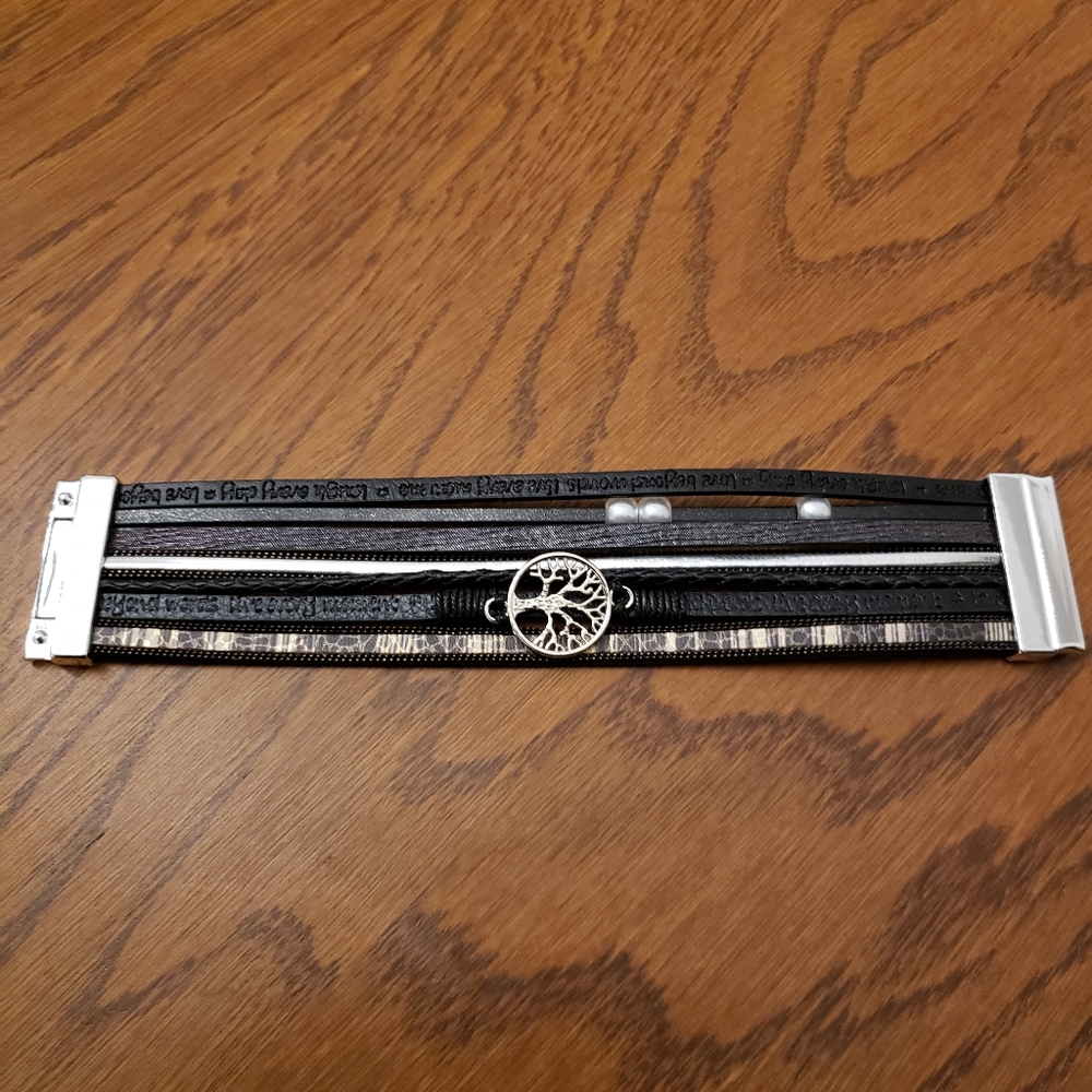 Wrap bracelet - Picture 2 of 3